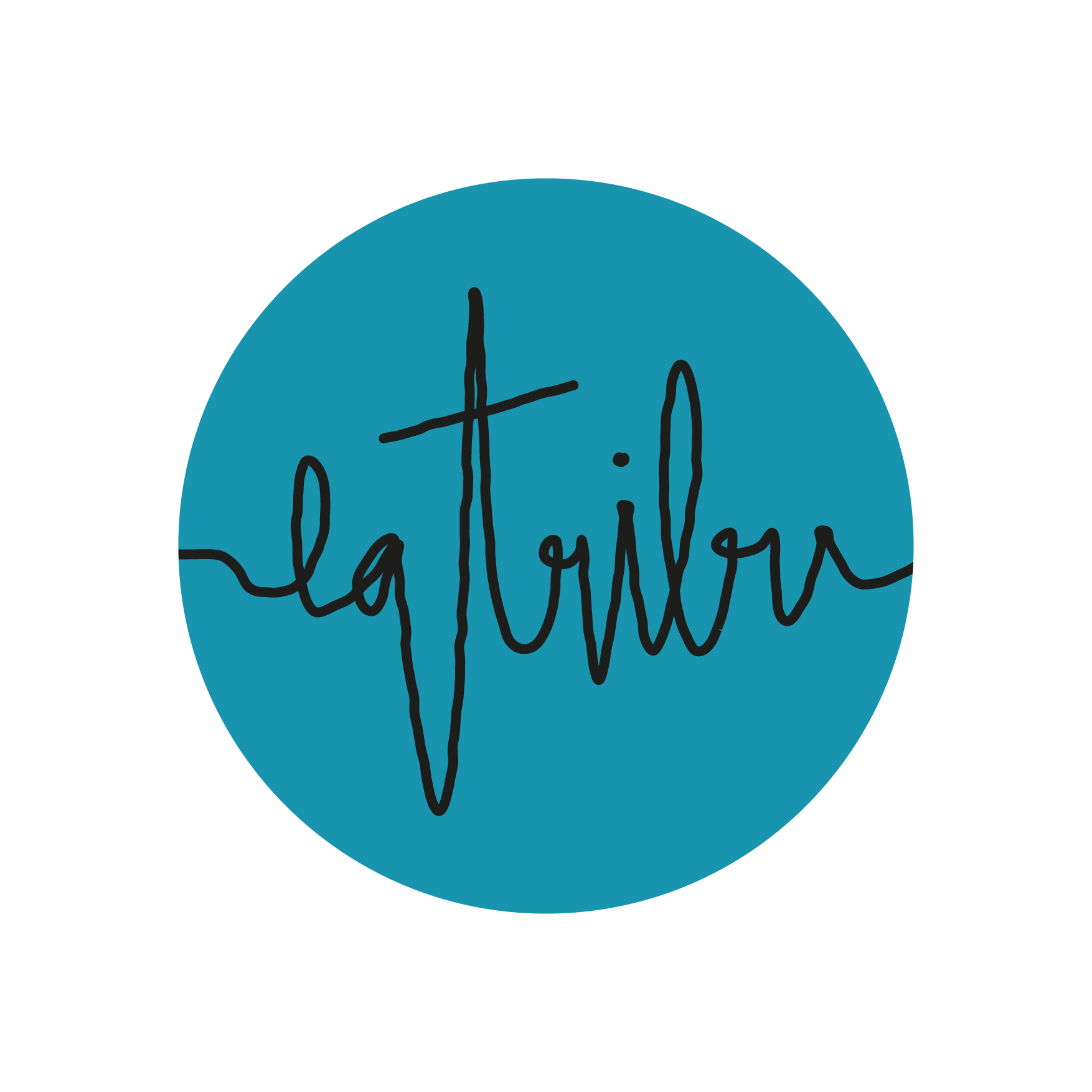 logo La Tribu